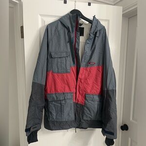 Oakley Men’s Ski Jacket Size Large